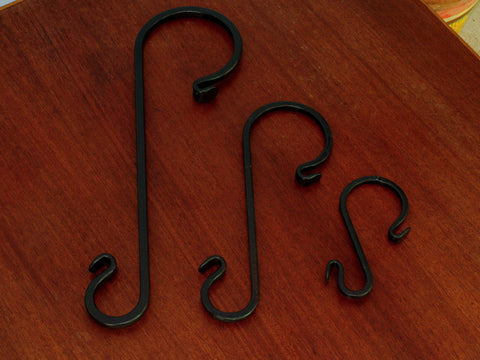 18" S Planter Hook