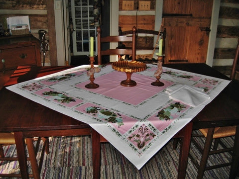 Leacock Mount Vernon - Cloth and 4 Napkins