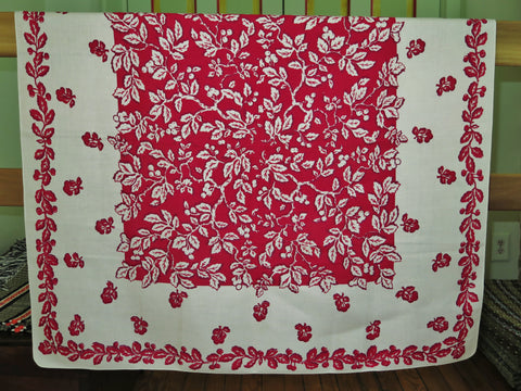 Cherries on the Linen Card Table Set - Cloth and 4 Napkins
