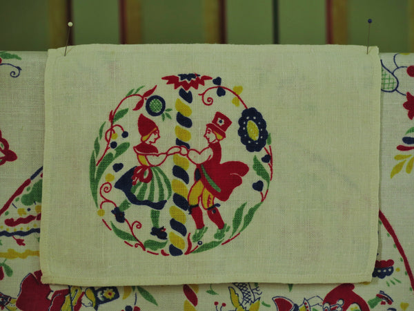 Maypole Card Table Set - Cloth and 4 Napkins – Tres Trop Designs